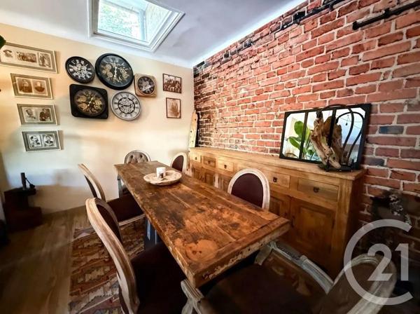 Maison à vendre  6 pièces - 138,96 m 2   LES ISSAMBRES  - 83