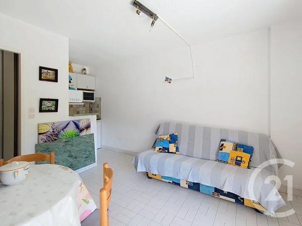 Appartement T2 à vendre  2 pièces - 23,62 m 2   ST RAPHAEL  - 83
