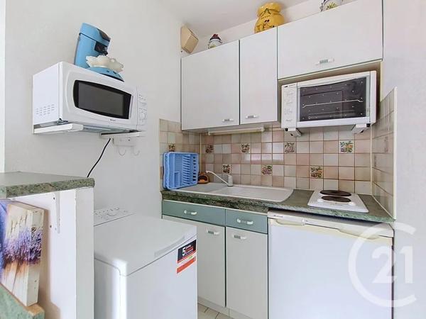 Appartement T2 à vendre  2 pièces - 23,62 m 2   ST RAPHAEL  - 83