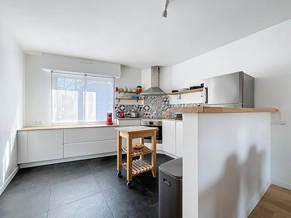 Appartement 2 pièces à vendre à Nantes Sainte-Anne, avec terrasse et garage