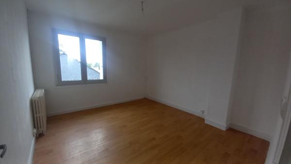Location appartement Guingamp - 3 pièce(s) - 66 m² - 595 €/mois
