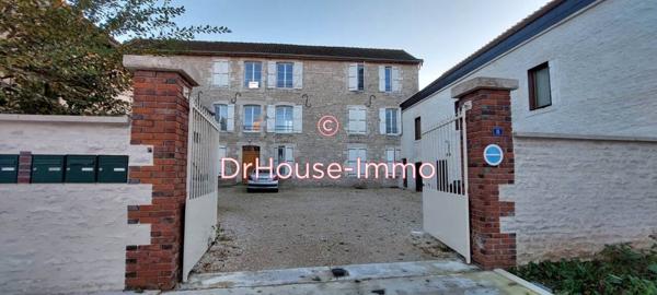 Immeuble à vendre de 304 m²