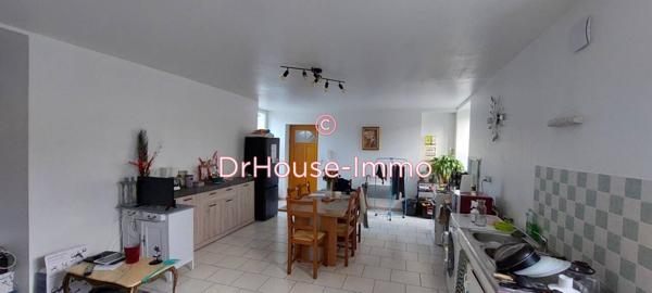 Immeuble à vendre de 304 m²