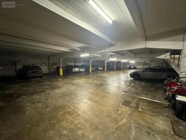 Location - Garage et parking Roubaix 59100 12 m 2