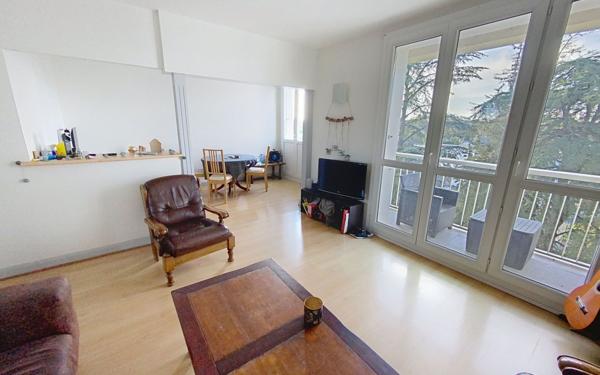 Appartement à vendre    4 pièces • 69,19 m2 Joué-lès-Tours