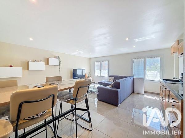 Appartement à vendre 3 pièces 64 m² Solliès-Pont