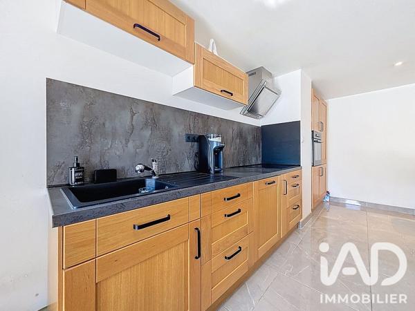 Appartement à vendre 3 pièces 64 m² Solliès-Pont