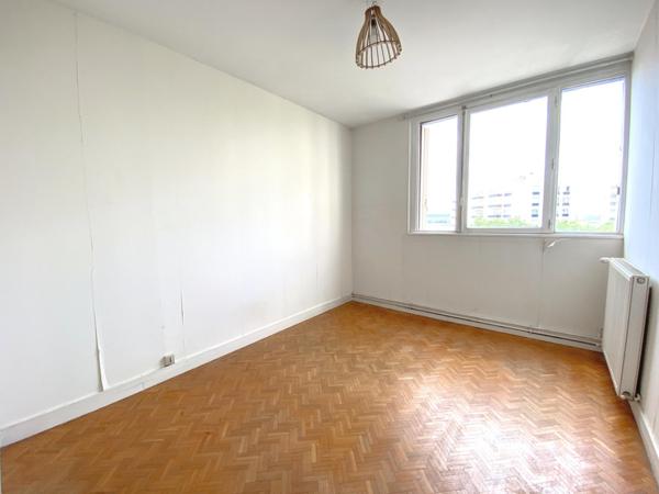 Appartement à 20 mins à pied de la gare de Poissy