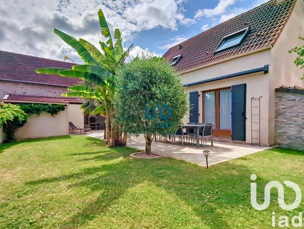 Maison à vendre 6 pièces 140 m² Fontenay-Trésigny