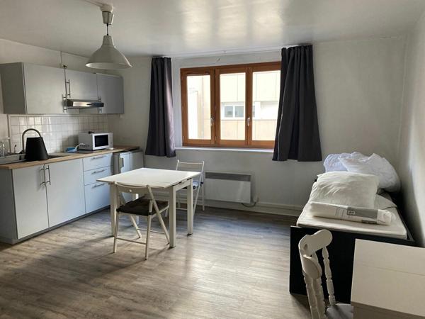 Appartement à louer  1 pièce •  Reims