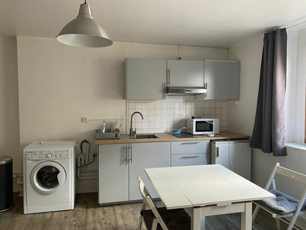 Appartement à louer  1 pièce •  Reims