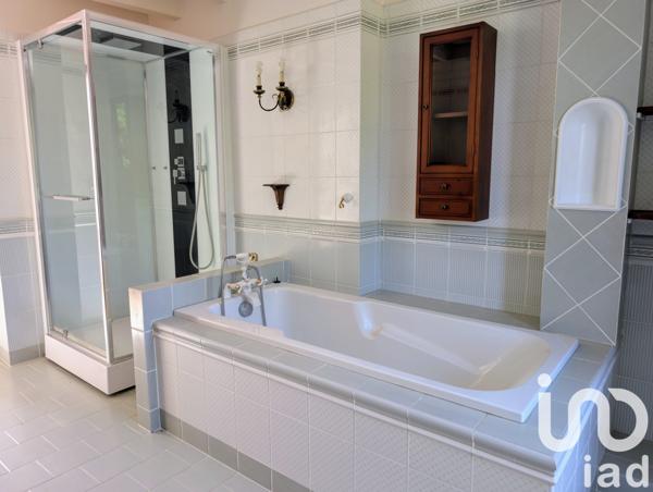 Maison à vendre 9 pièces 369 m² Quettehou