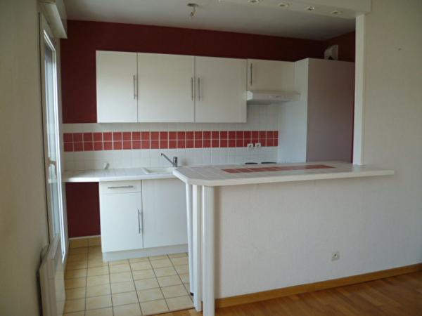 Appartement Montgeron 1 pièce(s) 30.20 m2 CENTRE VILLE