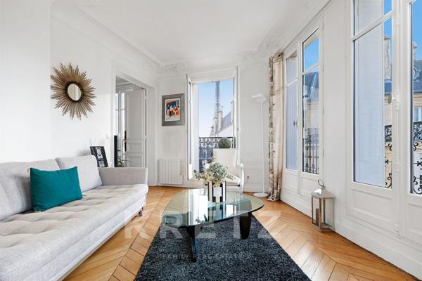 Appartement avec vue imprenable sur la Tour Eiffel
