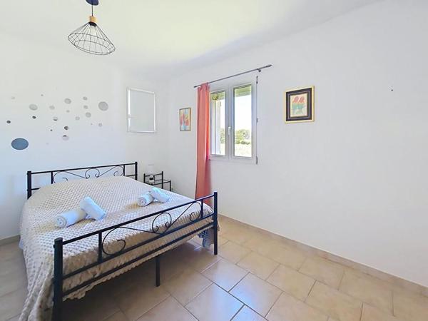 St Rémy de Provence - Mas à fort potentiel - 200 m²  avec dépendances, piscine, poolhouse, garage isolé