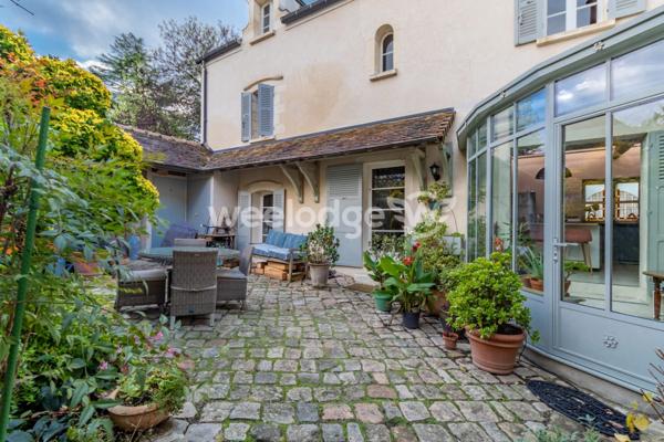 Maison à vendre 9 pièces de 270 m² à Vauréal