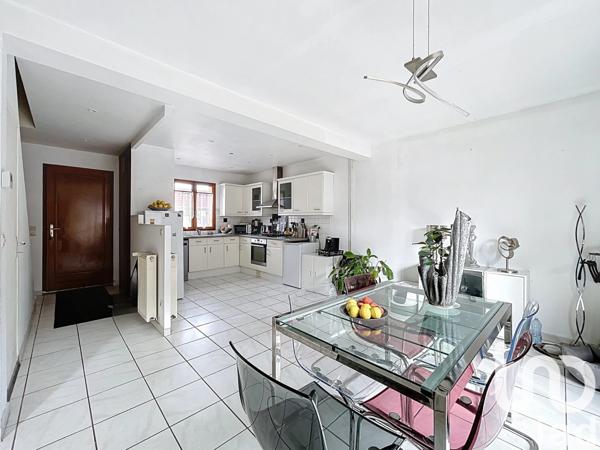 Maison à vendre 6 pièces 89 m² Mennecy