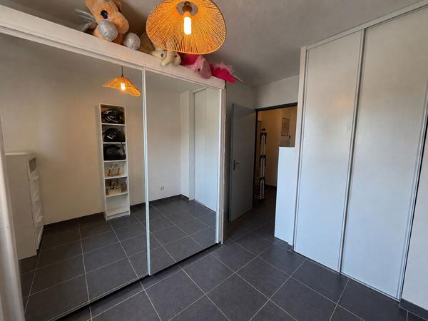 Appartement Sorgues 3 pièce(s) 60,32 m2