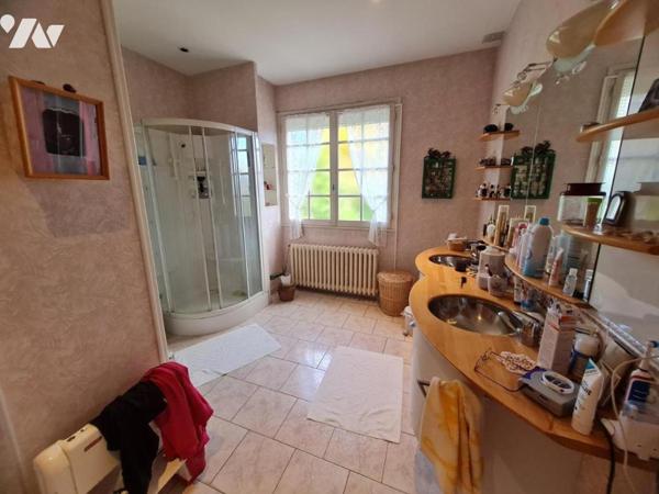 PAVILLON - A VENDRE - MONTOIRE/ LOIR  (41800)