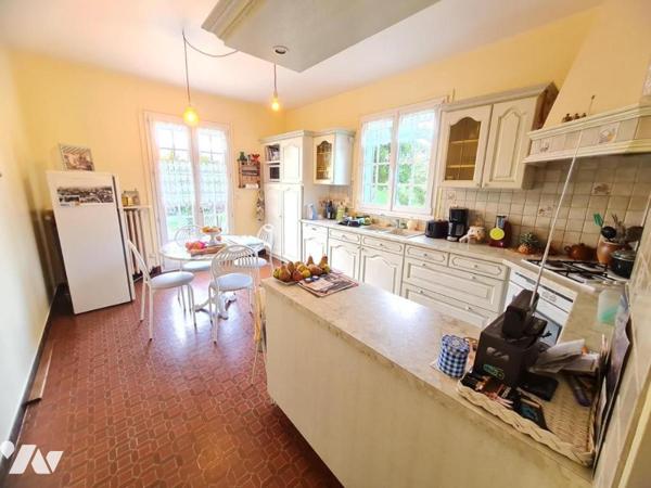 PAVILLON - A VENDRE - MONTOIRE/ LOIR  (41800)