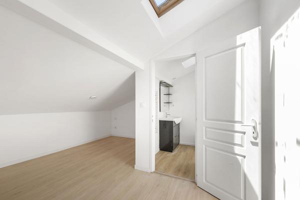 Talence Médoquine-Roustaing Maison 10 chambres et 3 studios Spécial IDÉAL INVESTISSEUR