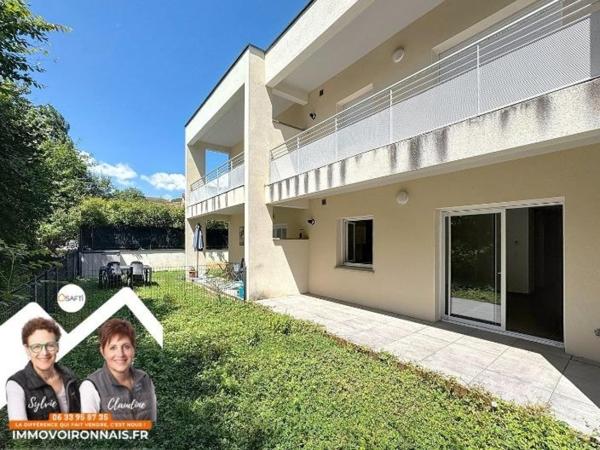 Rare à Voiron, T2 de plain-pied avec jardin et parking dans résidence récente