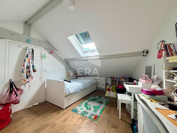 Sèvres - Centre-ville - Appartement familial en triplex de 124 m² avec terrasse