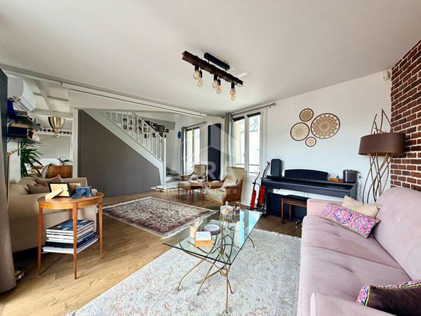 Sèvres - Centre-ville - Appartement familial en triplex de 124 m² avec terrasse