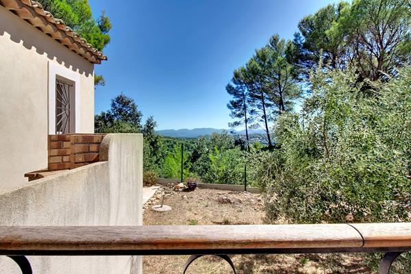 A LOUER EN EXCLUSIVITÉ , VILLA 3 CHAMBRES CONTEMPORAINE D'EXCEPTION À TRANS-EN-PROVENCE