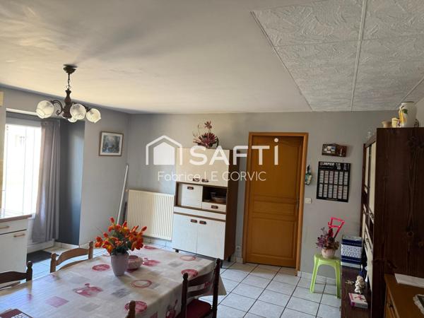 ANCIEN CORPS DE FERME AVEC HANGARS ET DEPENDANCES