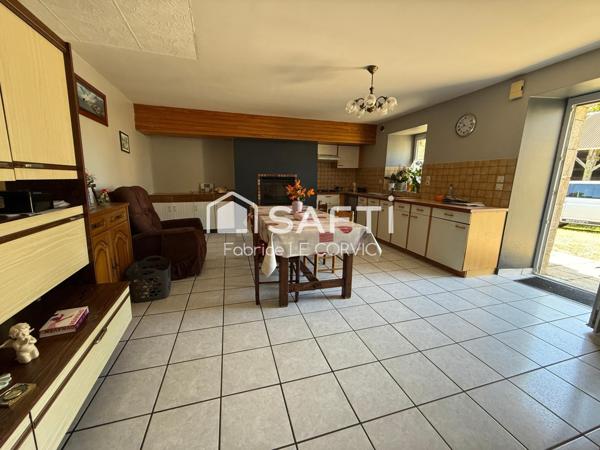 ANCIEN CORPS DE FERME AVEC HANGARS ET DEPENDANCES