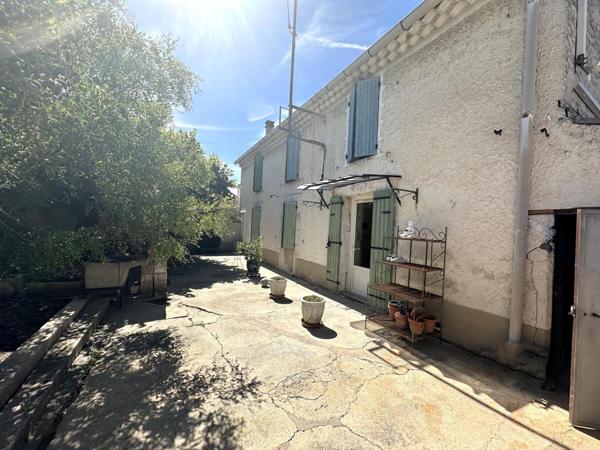 Sur Le PONTET (84), Quartier Calme Maison de 114 m² sur un terrain clos et arboré de 374 m²