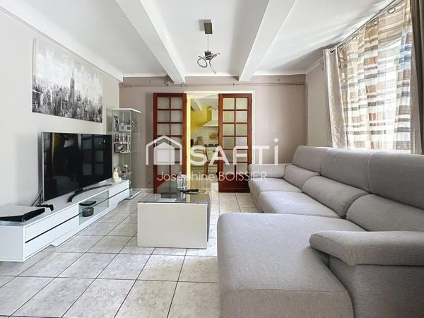 Sur Le PONTET (84), Quartier Calme Maison de 114 m² sur un terrain clos et arboré de 374 m²