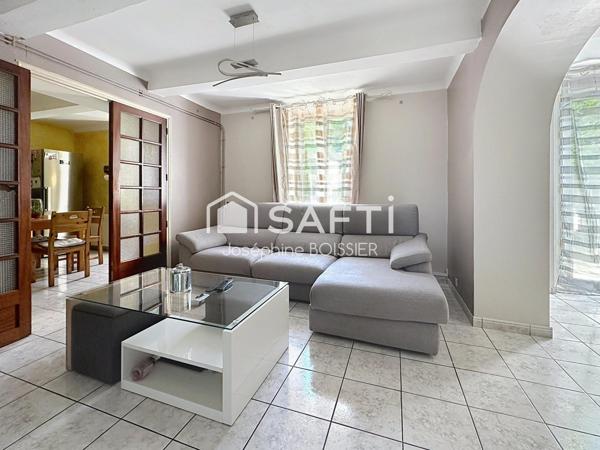 Sur Le PONTET (84), Quartier Calme Maison de 114 m² sur un terrain clos et arboré de 374 m²