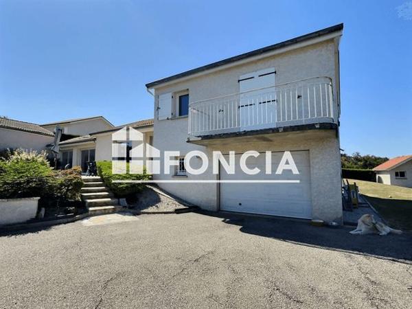 À vendre Maison 5 pièces 140 m² - Fraisses 42490