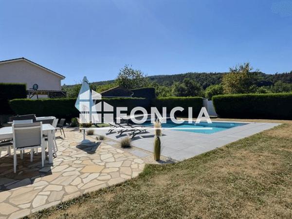 À vendre Maison 5 pièces 140 m² - Fraisses 42490