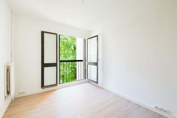 Appartement T5 lumineux au cœur d’une résidence arborée – 91 m² – Marseille 10ᵉ