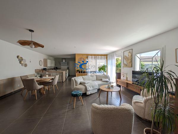 DOMPIERRE SUR MER MAISON 5 PIECES  Dompierre sur mer