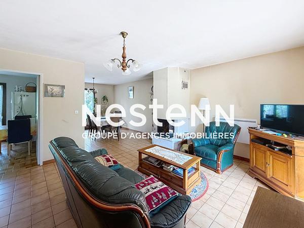 Maison Traversante T5 avec 3 chambres de Plain pied Garage College Pablo Picasso - 69500 BRON