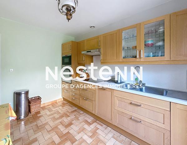 Maison Traversante T5 avec 3 chambres de Plain pied Garage College Pablo Picasso - 69500 BRON