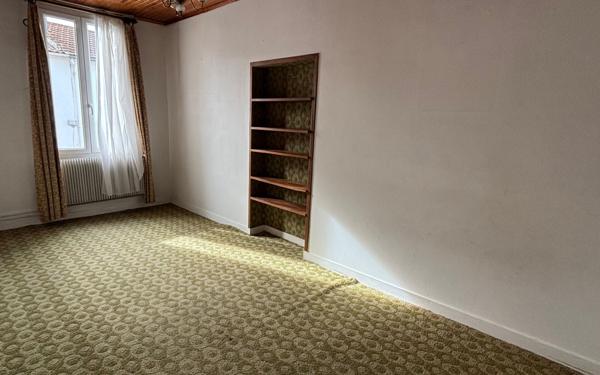 Maison à vendre    6 pièces •  Saint-Pierre-d'Oléron