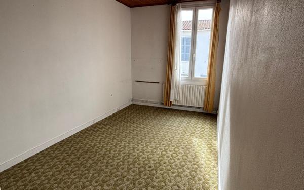 Maison à vendre    6 pièces •  Saint-Pierre-d'Oléron