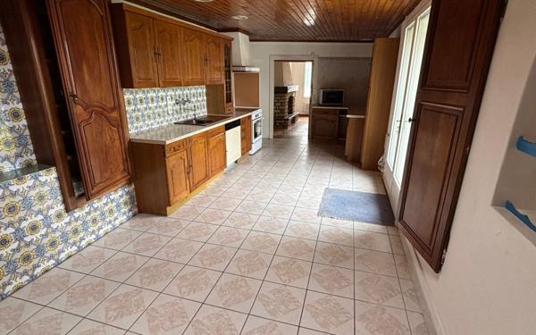 Maison à vendre    6 pièces •  Saint-Pierre-d'Oléron