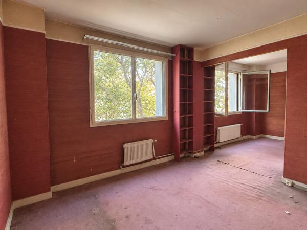 Appartement
         3 pièces
        - 60 m² 430 000 € *