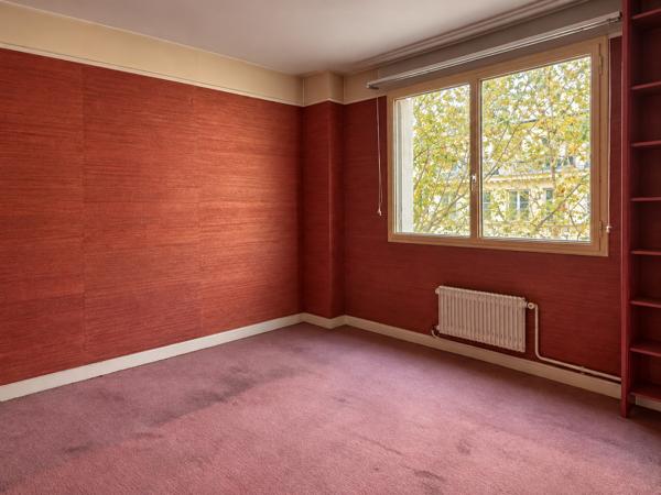 Appartement
         3 pièces
        - 60 m² 430 000 € *