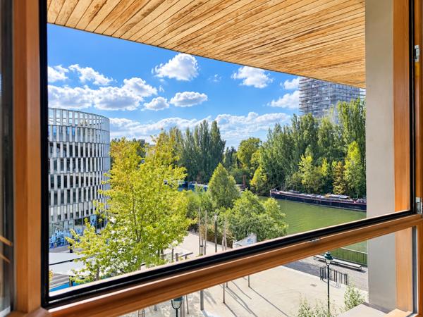 Appartement
         3 pièces
        - 70 m² Exclusivité 335 000 € *
