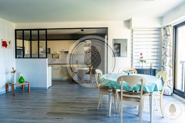 A Vendre - Bel appartement lumineux avec ascenseur à La Rochelle , La rochelle