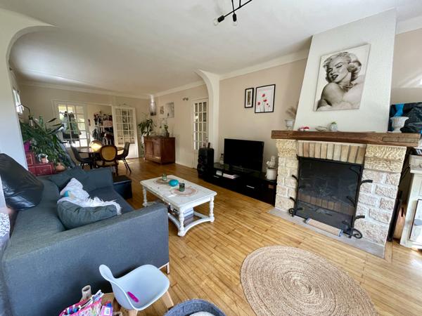 Milly-la-Forêt (91490) Maison sur sous sol total avec combles aménageables et vue panoramique !