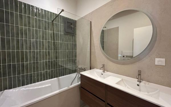 Appartement à vendre    3 pièces • 68,23 m2 Vienne