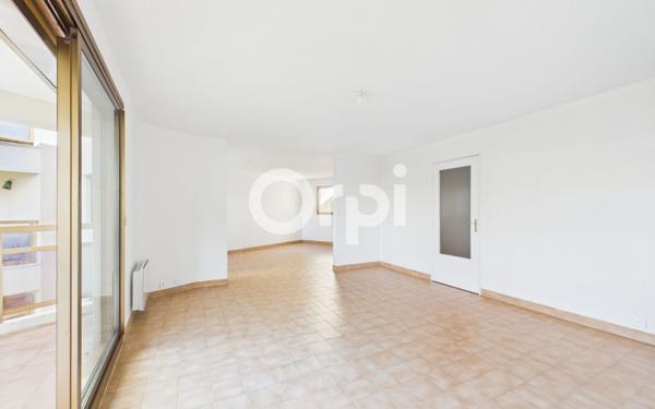 Appartement à vendre    3 pièces • 83 m2 Mandelieu-la-Napoule